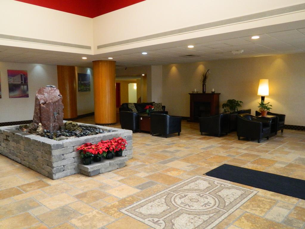 Howard Johnson Plaza Kansas City Hotel & Conference Center Buitenkant foto